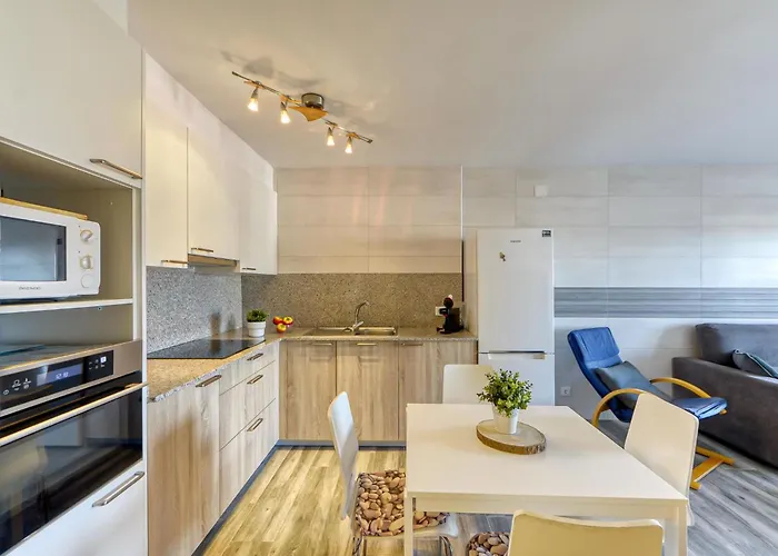 Onada I By Interhome