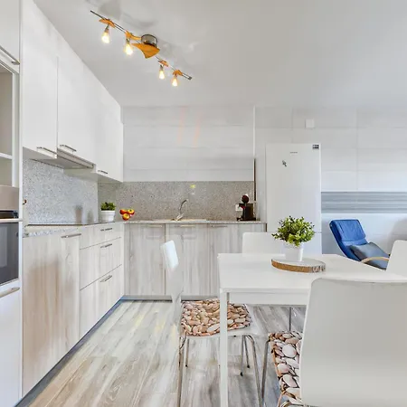 Onada I By Interhome Empuriabrava